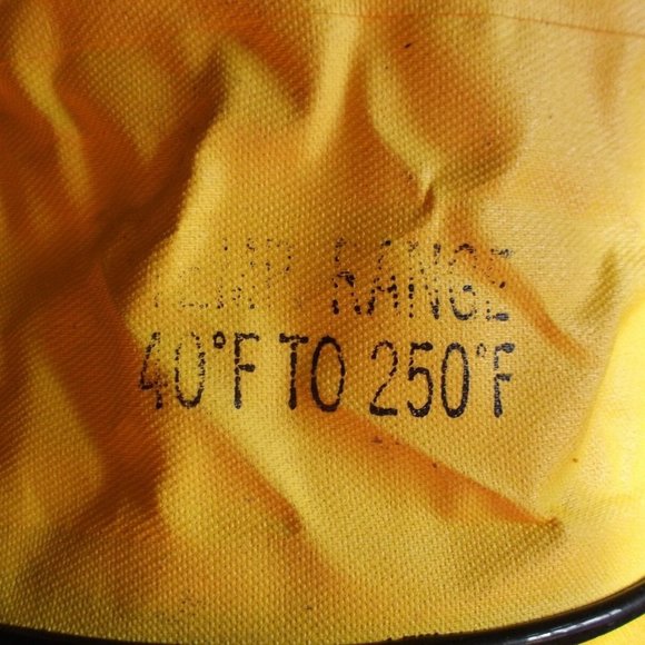 sz15.5x8.5 YELLOW BLOWER DUCT EXHAUST HOSE 40-250 DEGREES FAHRENHEIT KD 140085 - Picture 1 of 10